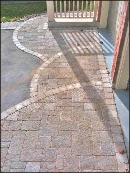 front driveway with circular pattern